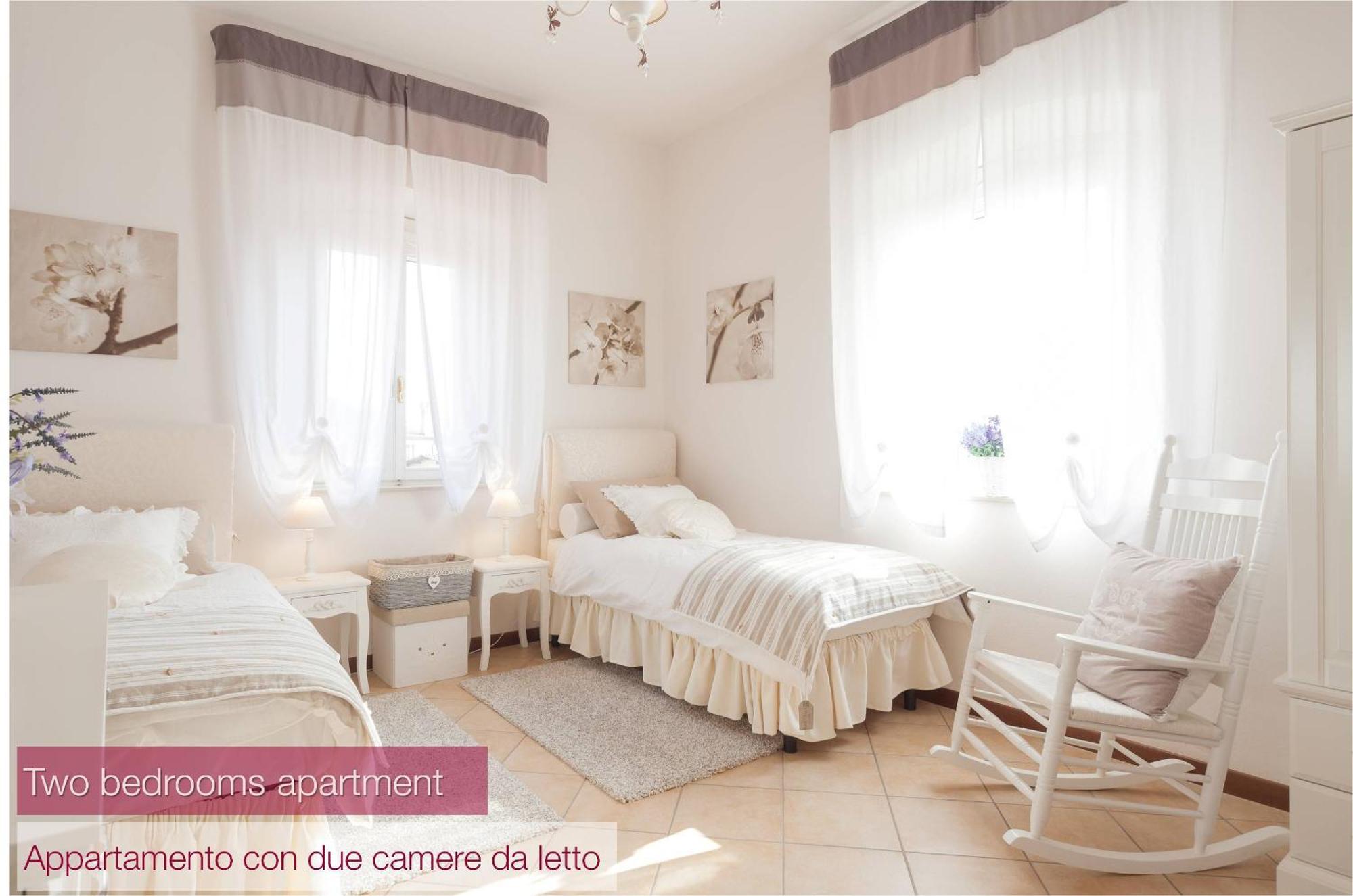 Nina Guest House Longare الغرفة الصورة