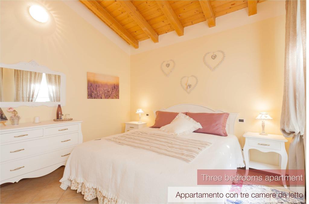Nina Guest House Longare الغرفة الصورة